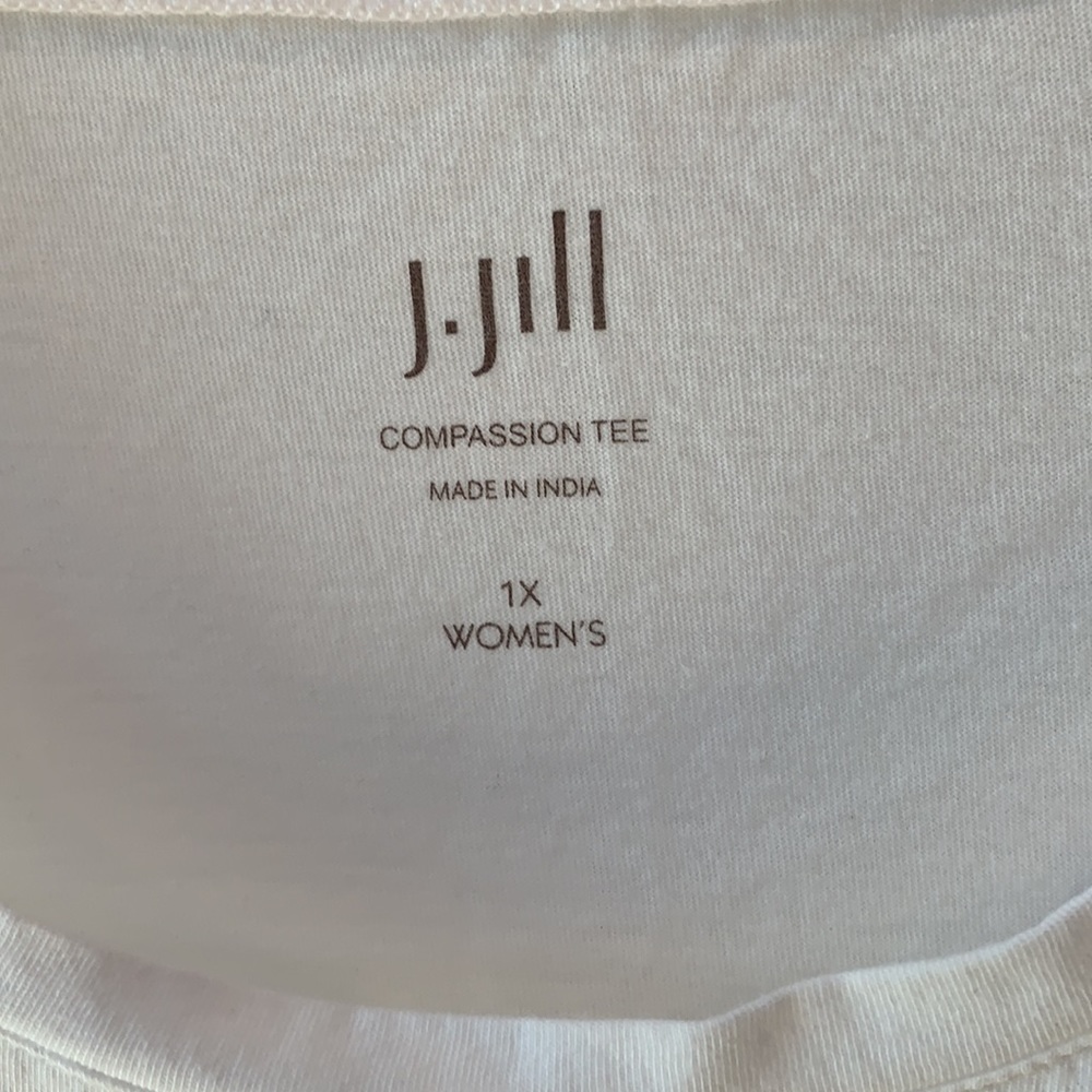 J. Jill Women's White Long Sleeve Tee with Silver and Beaded Snowflake (NWOT) - Picture 3 of 5